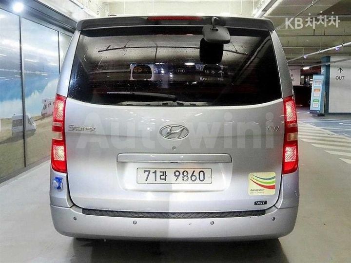 Hyundai Starex 2011 — 5