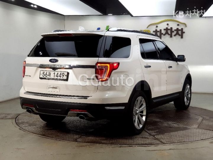 Ford Explorer 2019 — 4