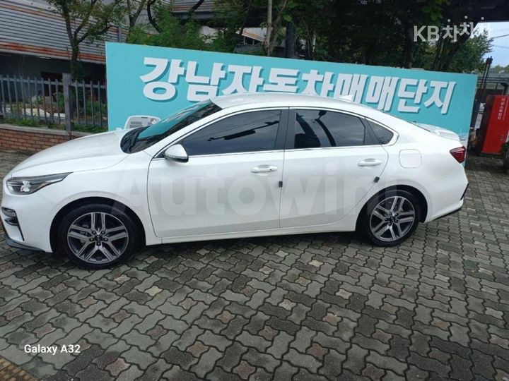 Kia K3 2019 — 4