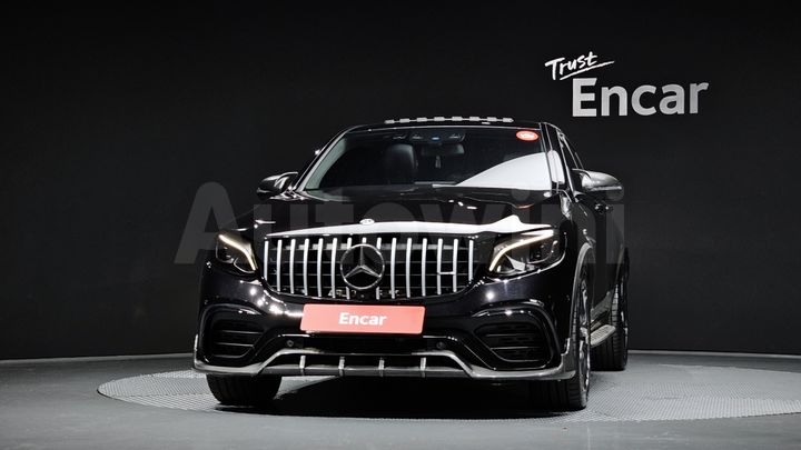 Mercedes Benz GLC Class 2018 — 3