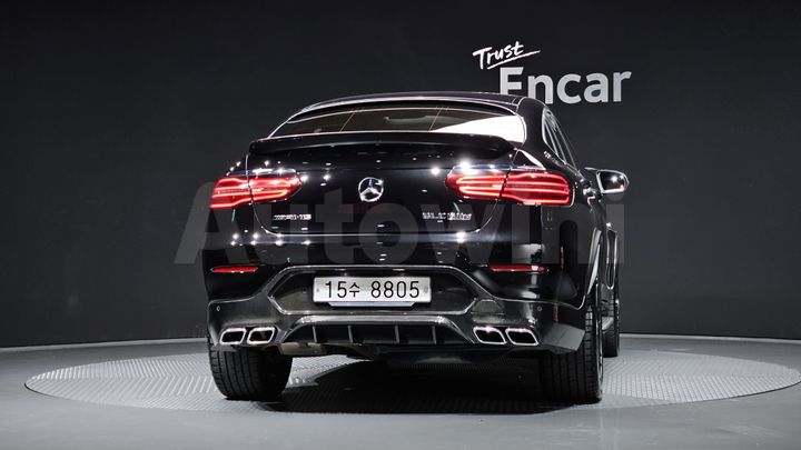Mercedes Benz GLC Class 2018 — 4