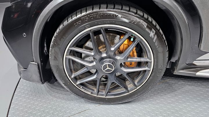 Mercedes Benz GLC Class 2018 — 5