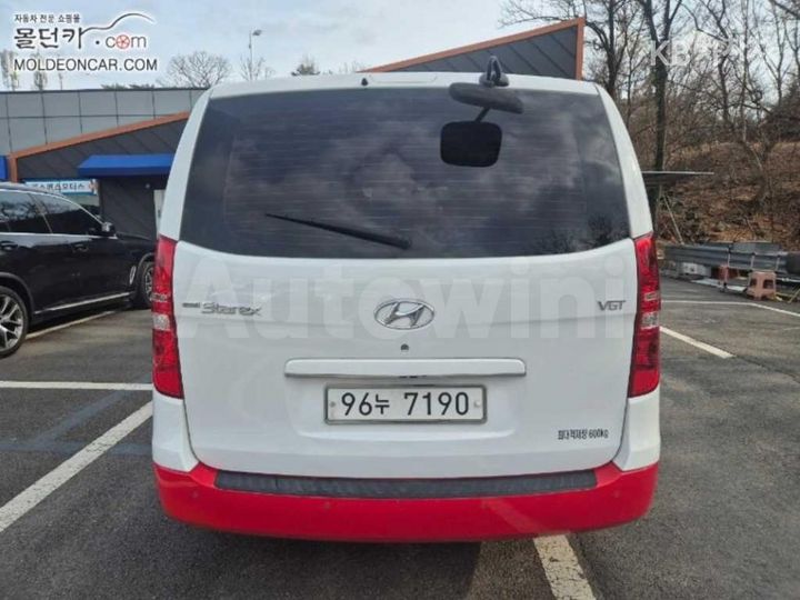 Hyundai Starex 2015 — 4