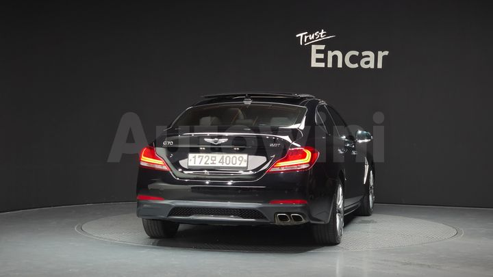 Genesis G70 2020 — 4