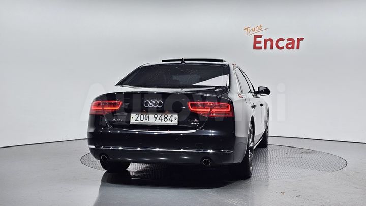 Audi A8 2011 — 4