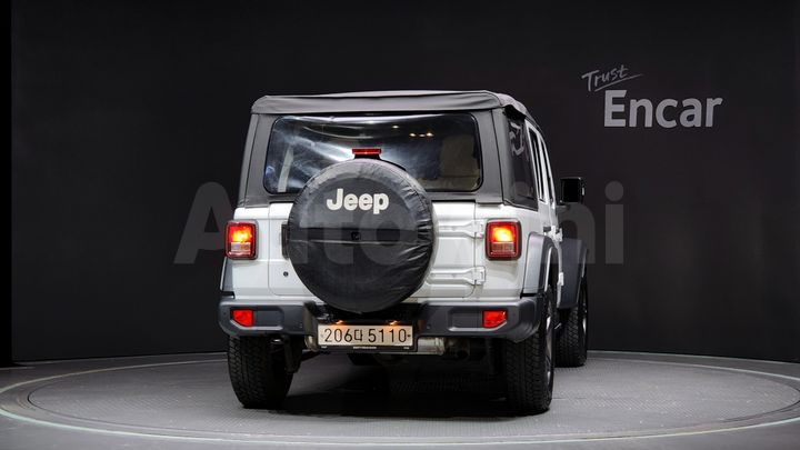 Jeep Wrangler 2019 — 4