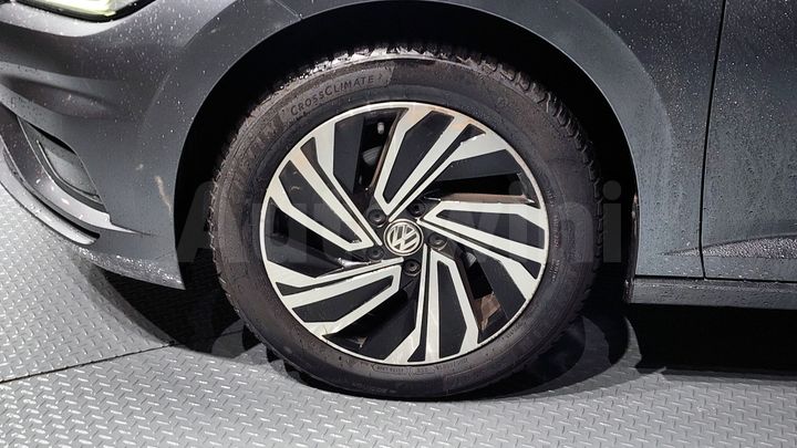 Volkswagen Jetta 2020 — 5