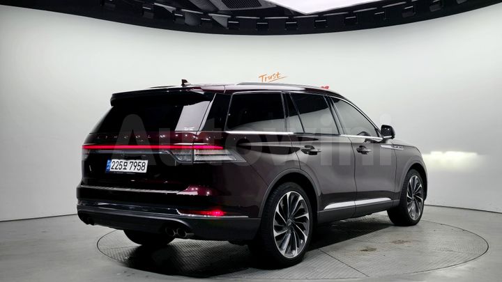 Lincoln Aviator 2020 — 2