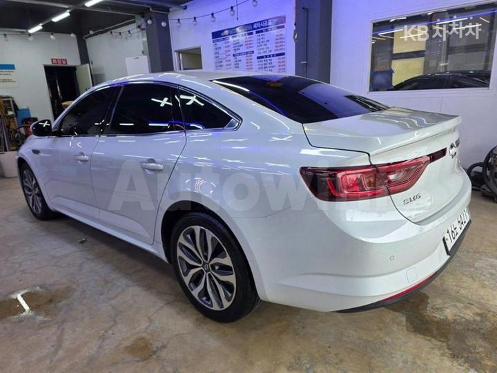Renault SM6 2017 — 2