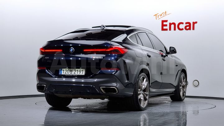 BMW X6 2021 — 2