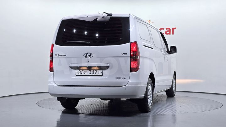 Hyundai Starex 2019 — 4