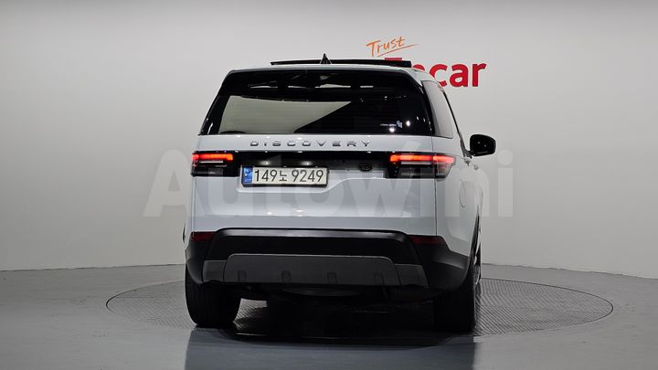 Land Rover Discovery 2018 — 3