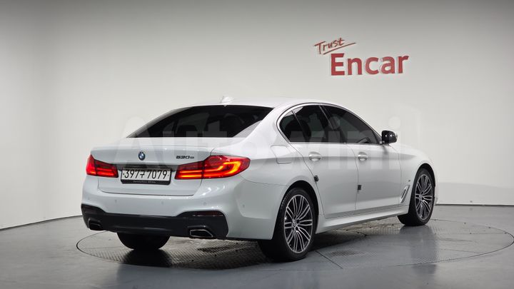 BMW 5 Series 2020 — 2