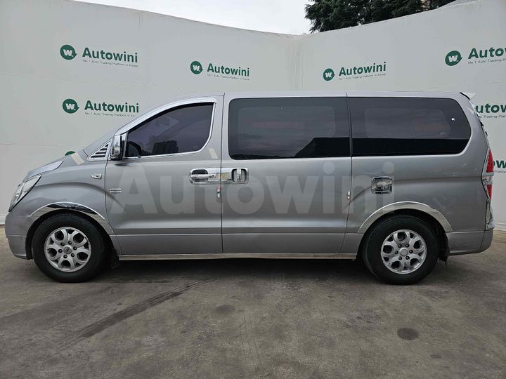 Hyundai Starex 2014 — 2