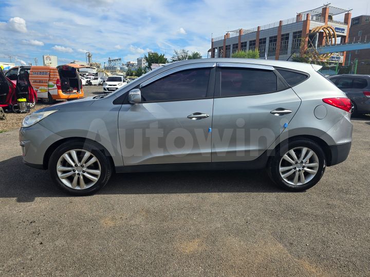 Hyundai Tucson 2011 — 2