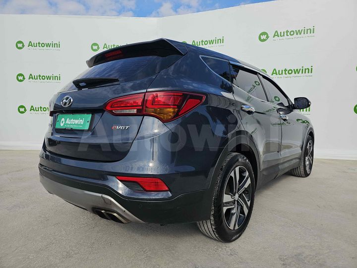 Hyundai SantaFe 2016 — 5