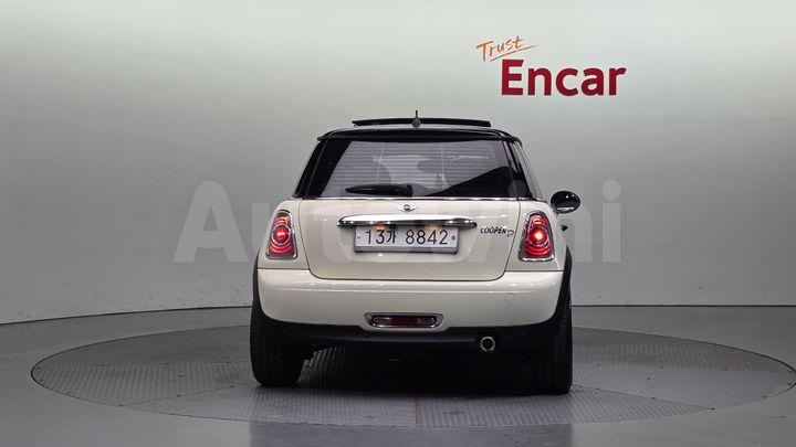Mini Cooper 2013 — 4