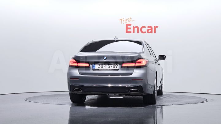 BMW 5 Series 2023 — 4