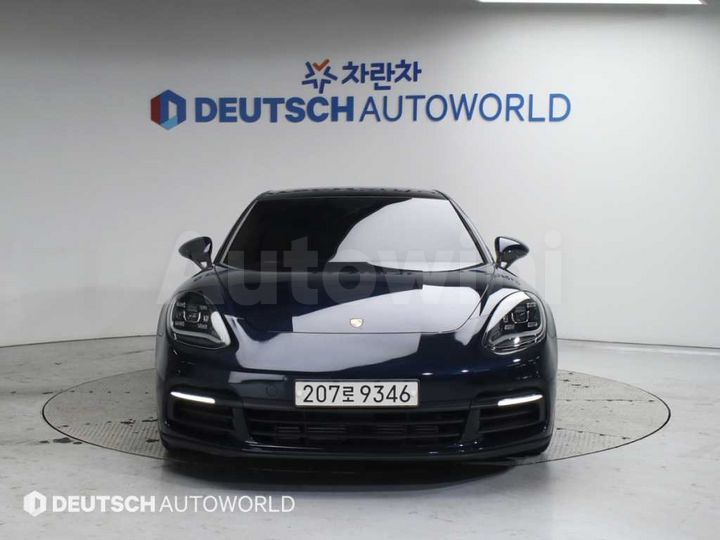 Porsche Panamera 2018 — 3