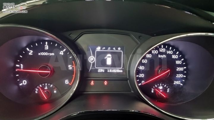 Kia Carnival 2015 — 5