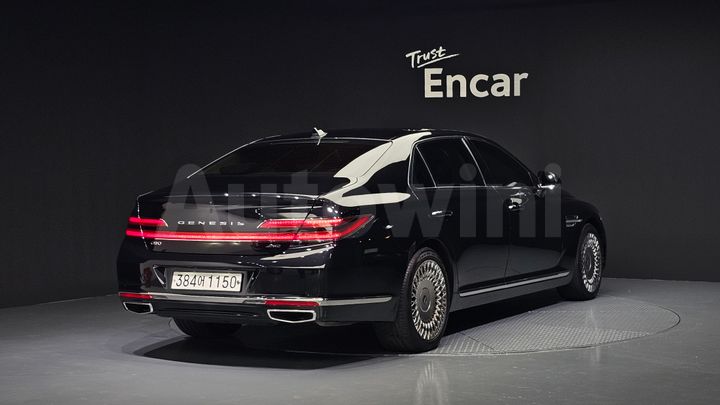 Genesis G90 2021 — 2