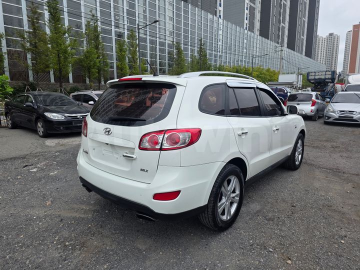 Hyundai SantaFe 2011 — 5