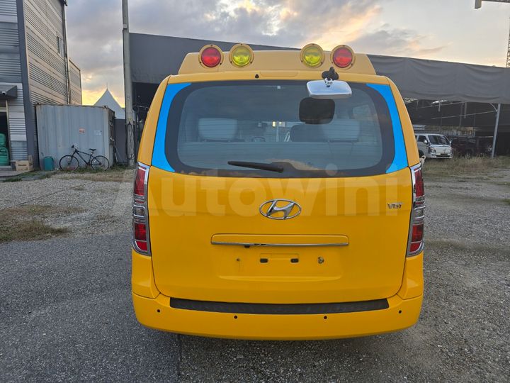 Hyundai Starex 2017 — 5