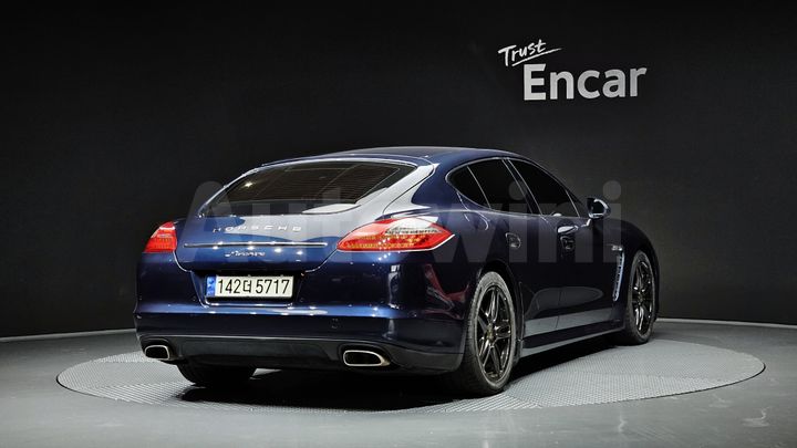 Porsche Panamera 2013 — 2
