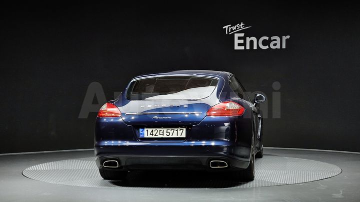 Porsche Panamera 2013 — 4