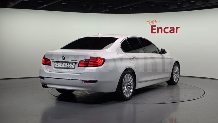 BMW 5 Series 2016 — 2