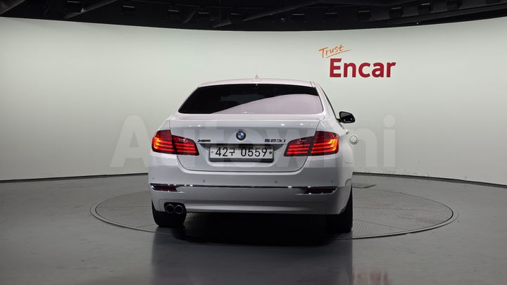 BMW 5 Series 2016 — 4