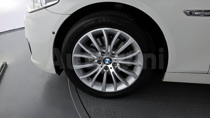 BMW 5 Series 2016 — 5