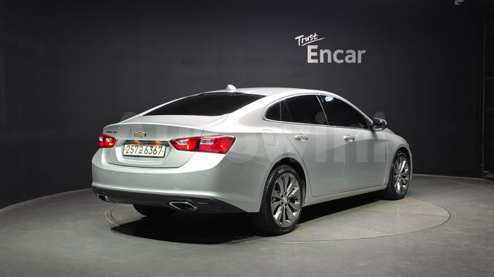 Chevrolet Malibu 2017 — 2