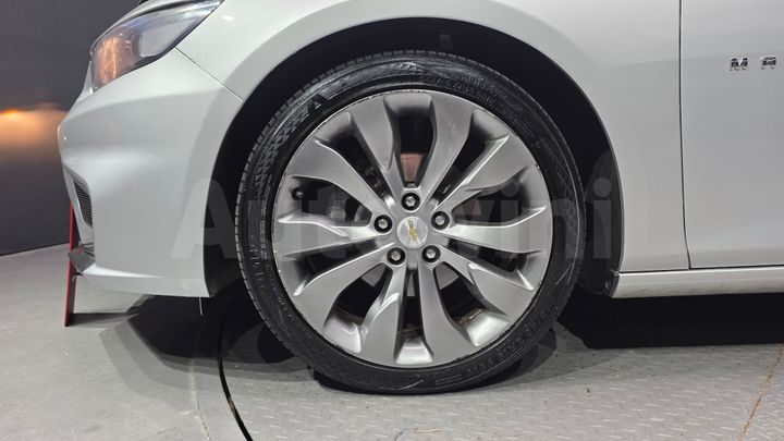 Chevrolet Malibu 2017 — 5