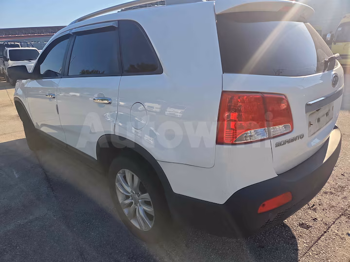 Kia Sorento 2010 — 4