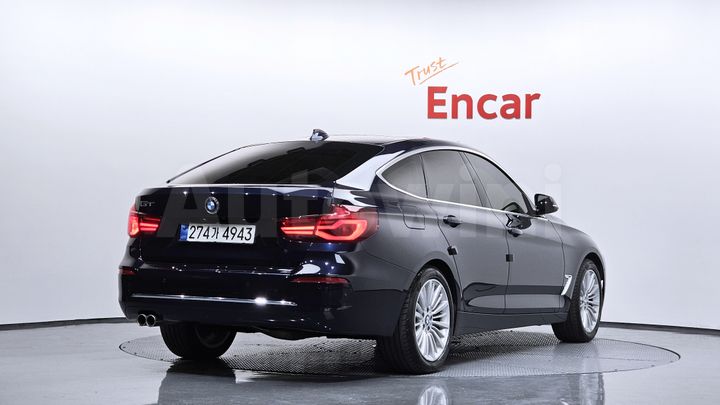 BMW 3 Series 2020 — 2