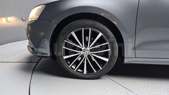Volkswagen Jetta 2015 — 5