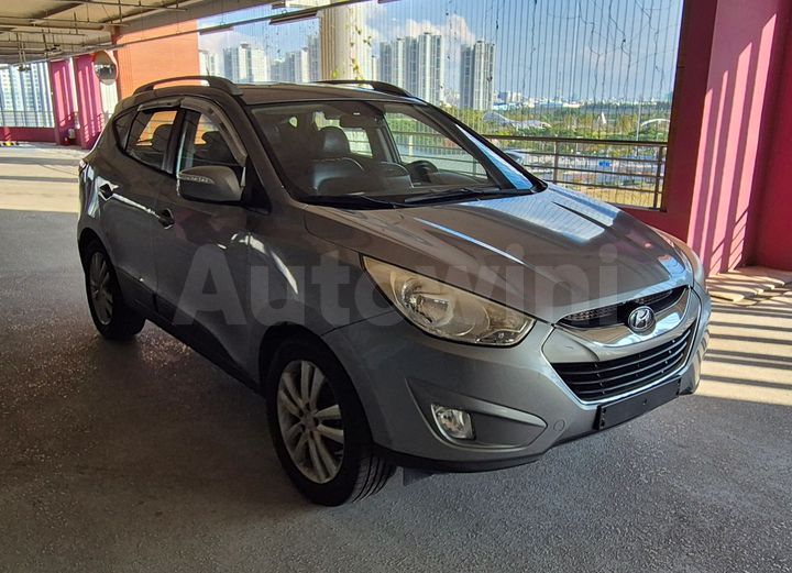 Hyundai Tucson 2010 — 2