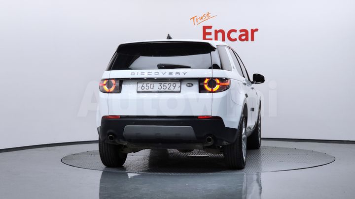 Land Rover Discovery Sport 2017 — 4