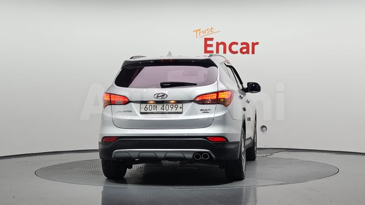 Hyundai SantaFe 2015 — 4