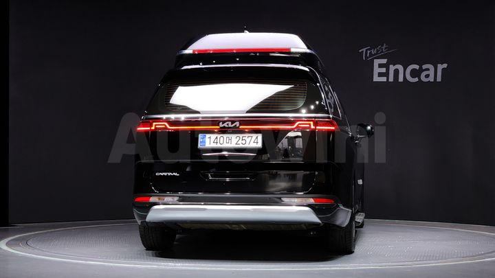Kia Carnival 2023 — 4