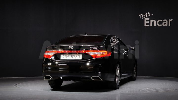 Hyundai Grandeur 2015 — 4