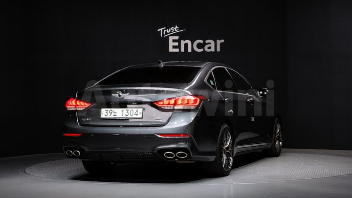 Genesis G80 2017 — 2