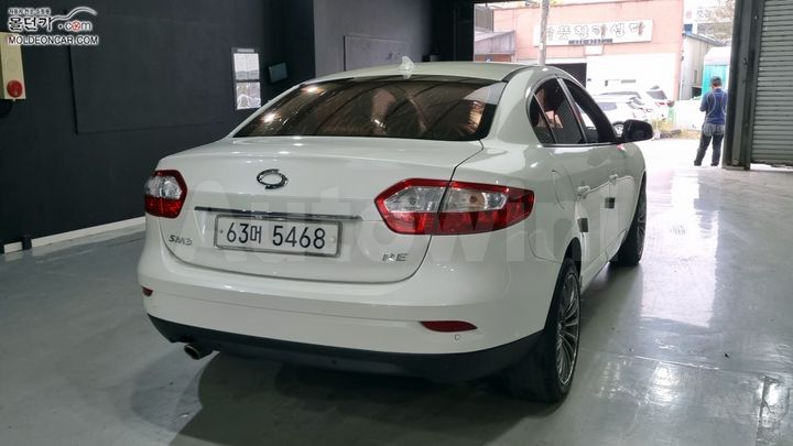 Renault SM3 2009 — 2