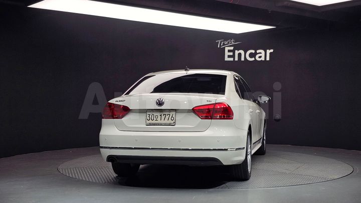 Volkswagen Passat 2015 — 4