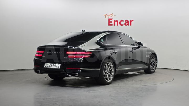 Genesis G80 2022 — 2