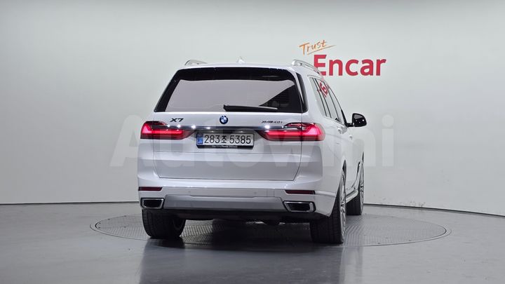 BMW X7 2021 — 4