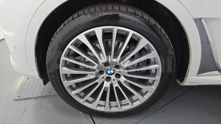 BMW X7 2021 — 5