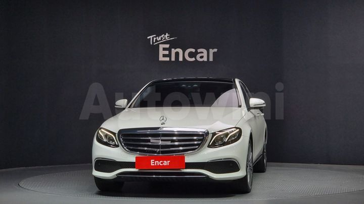 Mercedes Benz E Class 2019 — 3