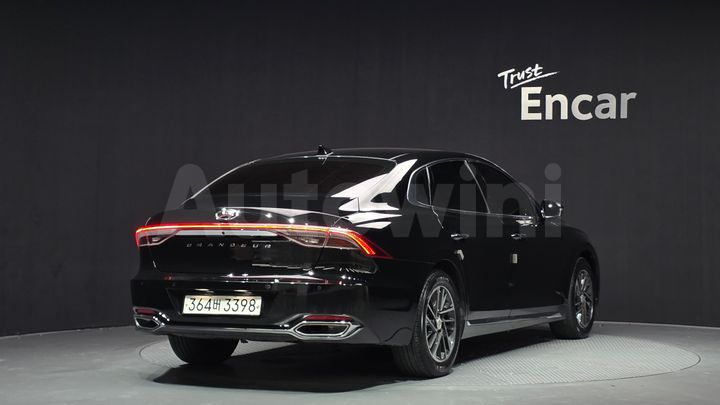Hyundai Grandeur 2022 — 2